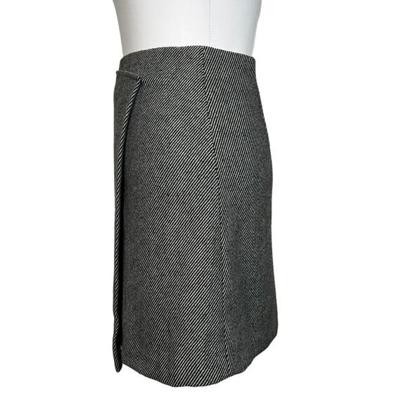 Haute Rouge Gray Wool Blend Mini Skirt Faux Wrap Asymmetrical Womens Size XS - Picture 3 of 9